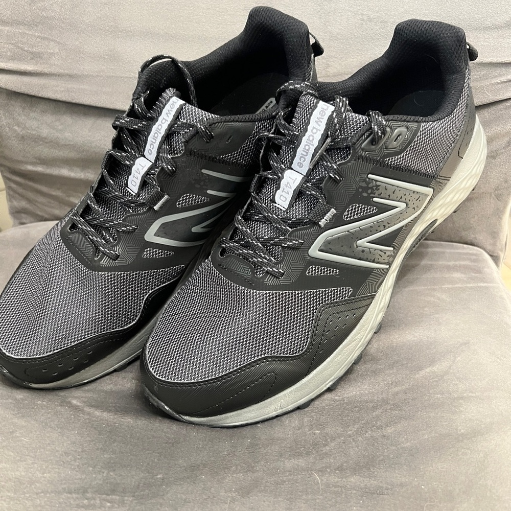 New Balance Mens T410 Size 13 4E (wide)